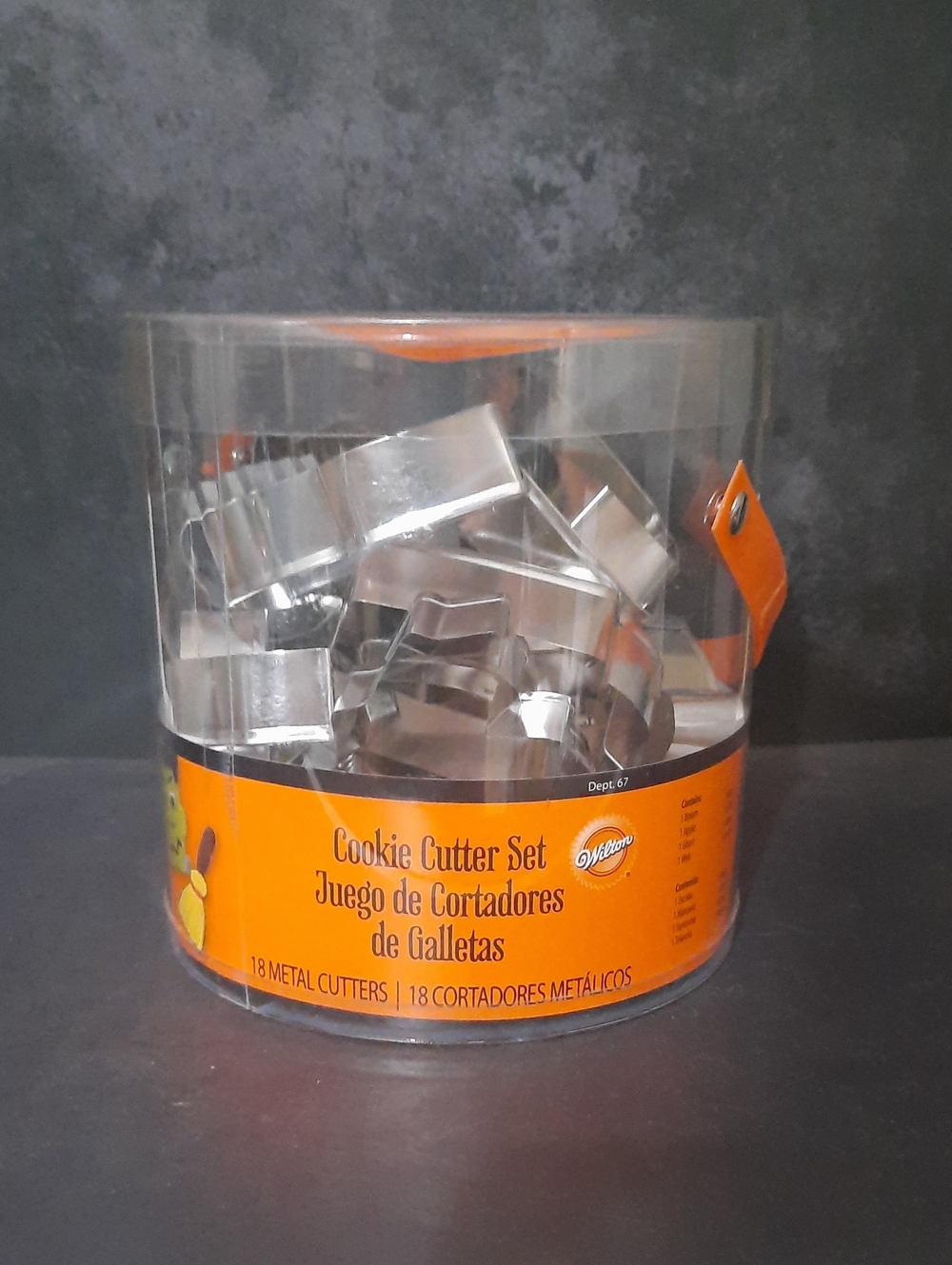 Wilton Halloween 18 Piece Cookie Cutter Set with Orange Label